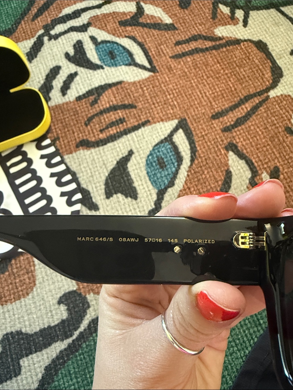 Marc Jacobs Polarized Sunglasses - Picture 7 of 8
